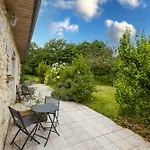 Coquelicot - Familiale Bed & Breakfast 3*